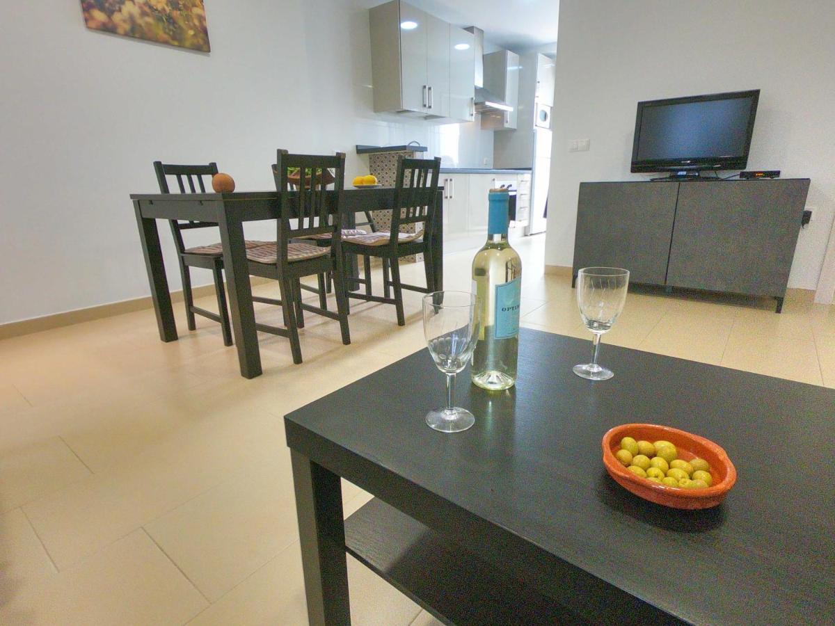 Noria Is A Comfortable Apartment With Patio And Large Terrace In Conil Conil De La Frontera Exterior foto