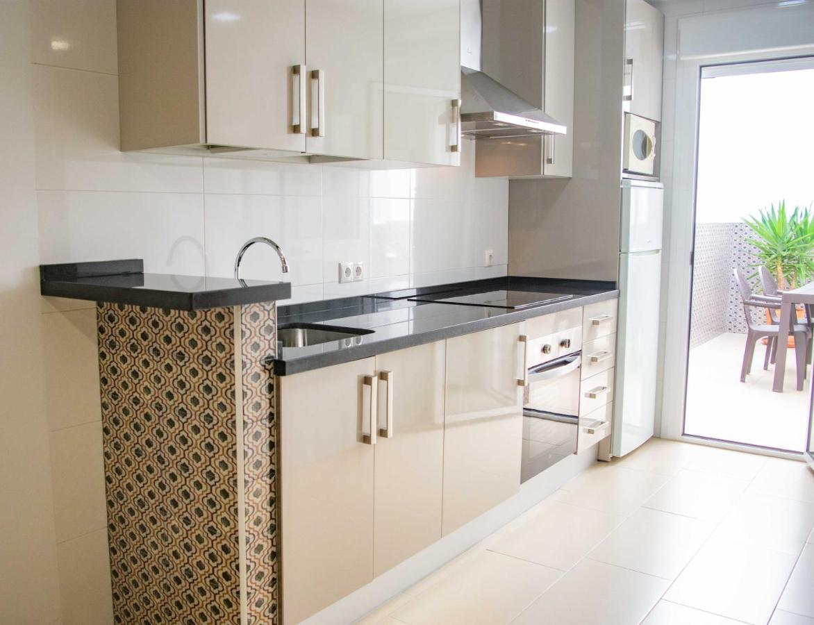 Noria Is A Comfortable Apartment With Patio And Large Terrace In Conil Conil De La Frontera Exterior foto