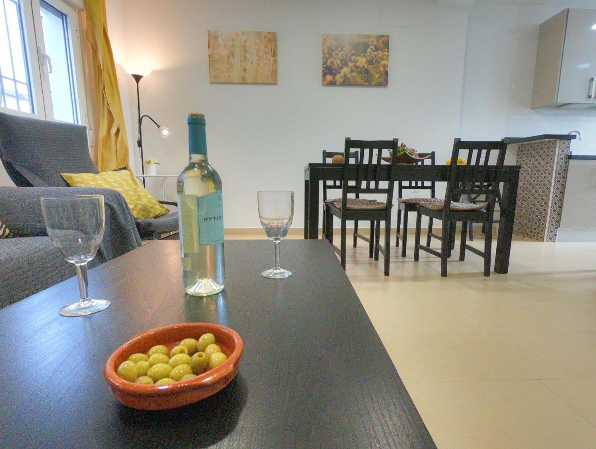 Noria Is A Comfortable Apartment With Patio And Large Terrace In Conil Conil De La Frontera Exterior foto